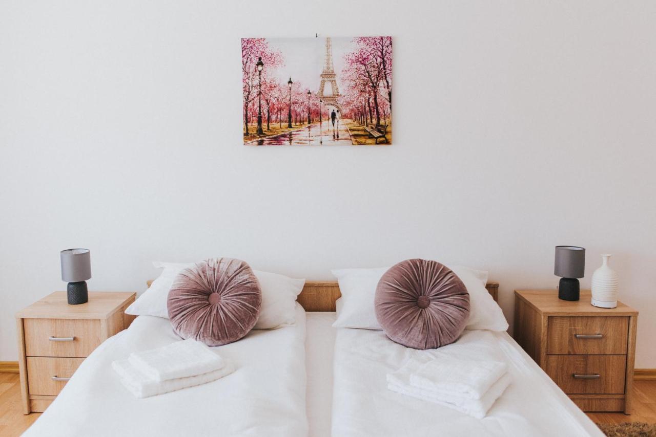 Apartmán Lotus Apartman Odorheiu Secuiesc Exteriér fotografie